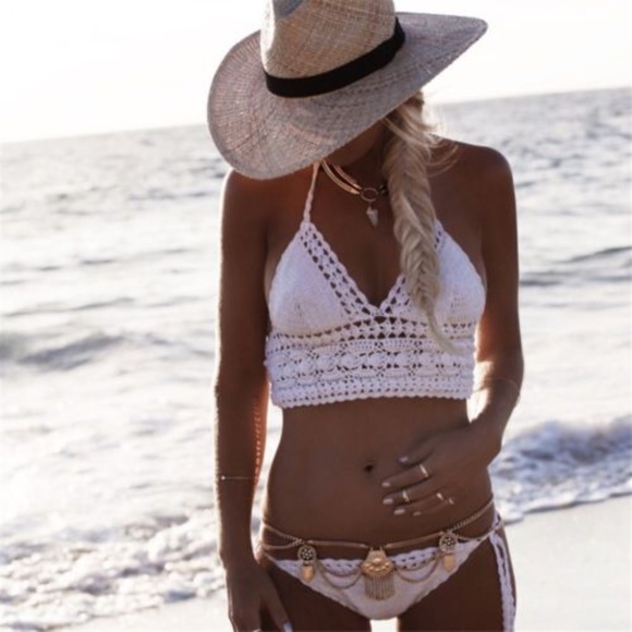 GOLD TONED BELLY CHAIN - Picture 2 of 4